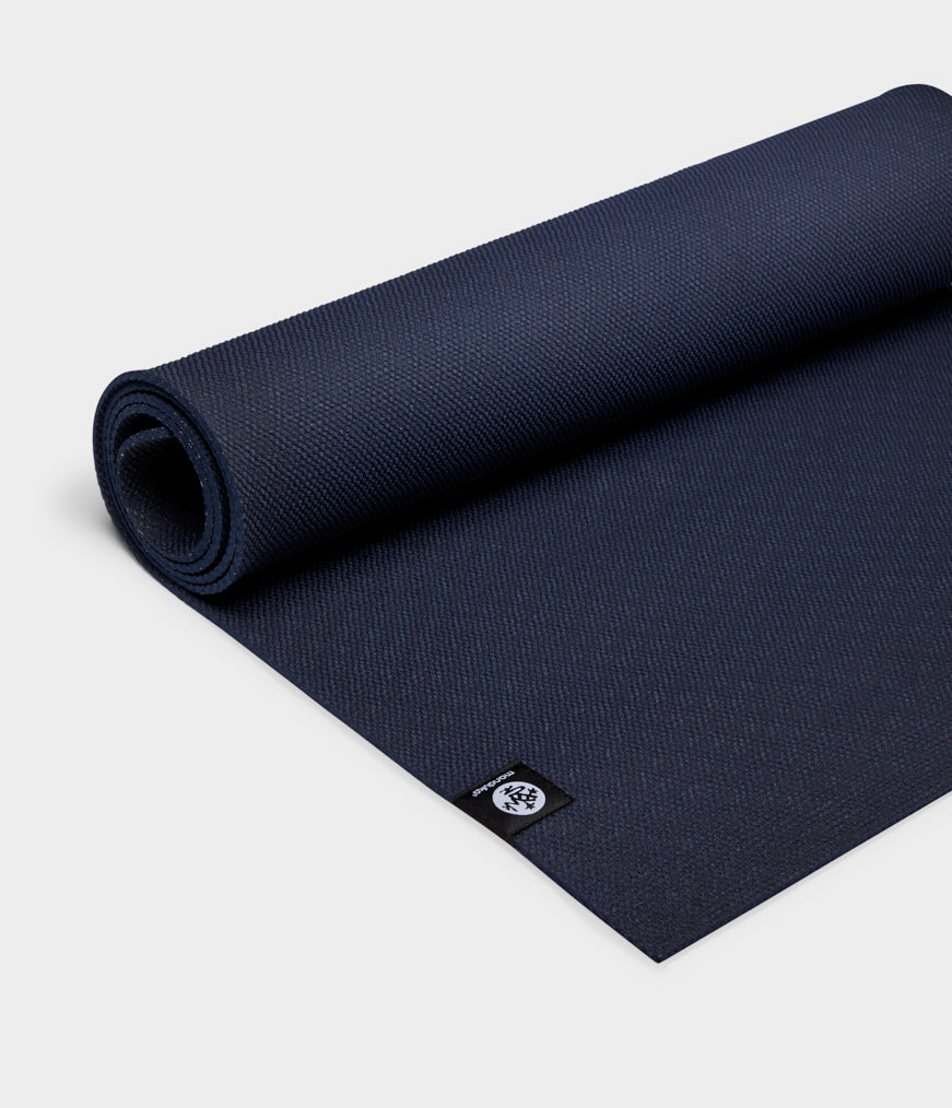 1A1011030-Mats-MANDUKA-X-5MM-MIDNIGHT-02.jpg